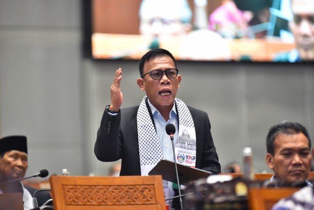 Masinton Pasaribu Ikuti Arahan Megawati, Tunda Perjalanan Retreat Kepala Daerah ke Magelang